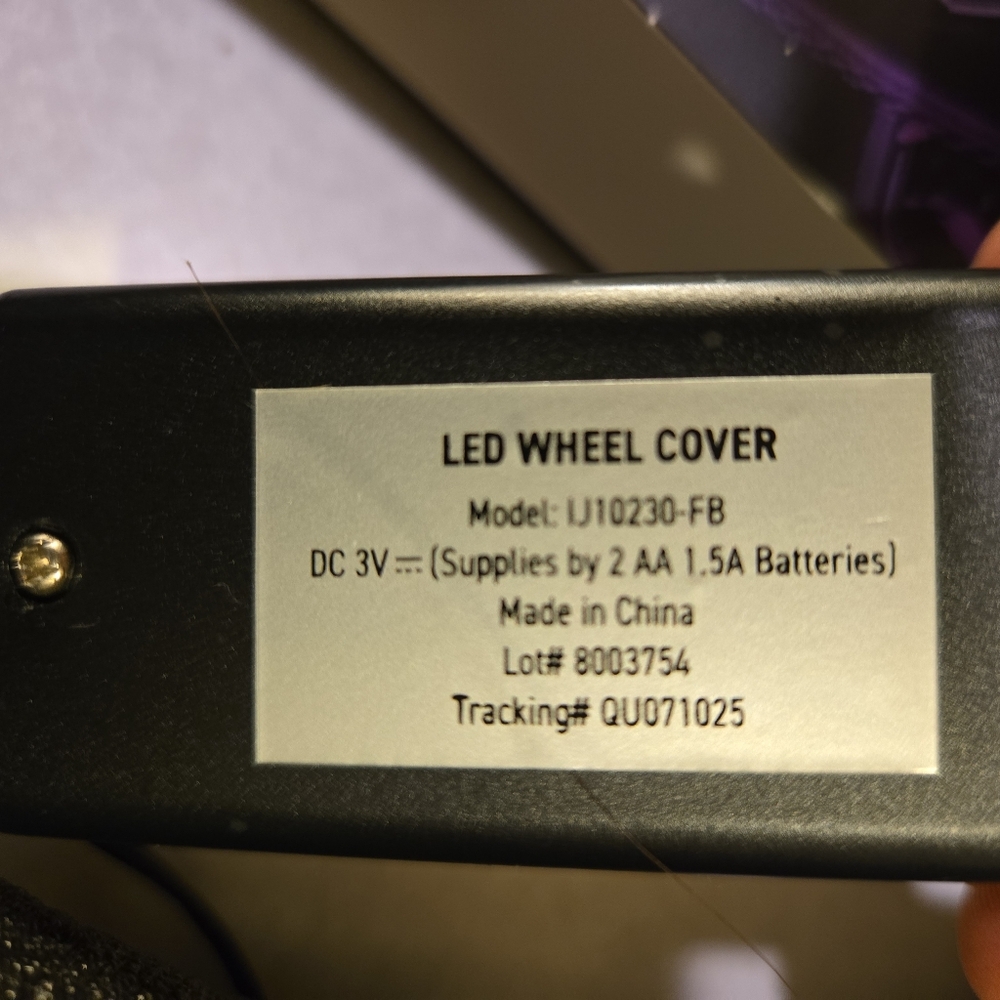 NWOT LED Steering Wheel Cover - Picture 6 of 6